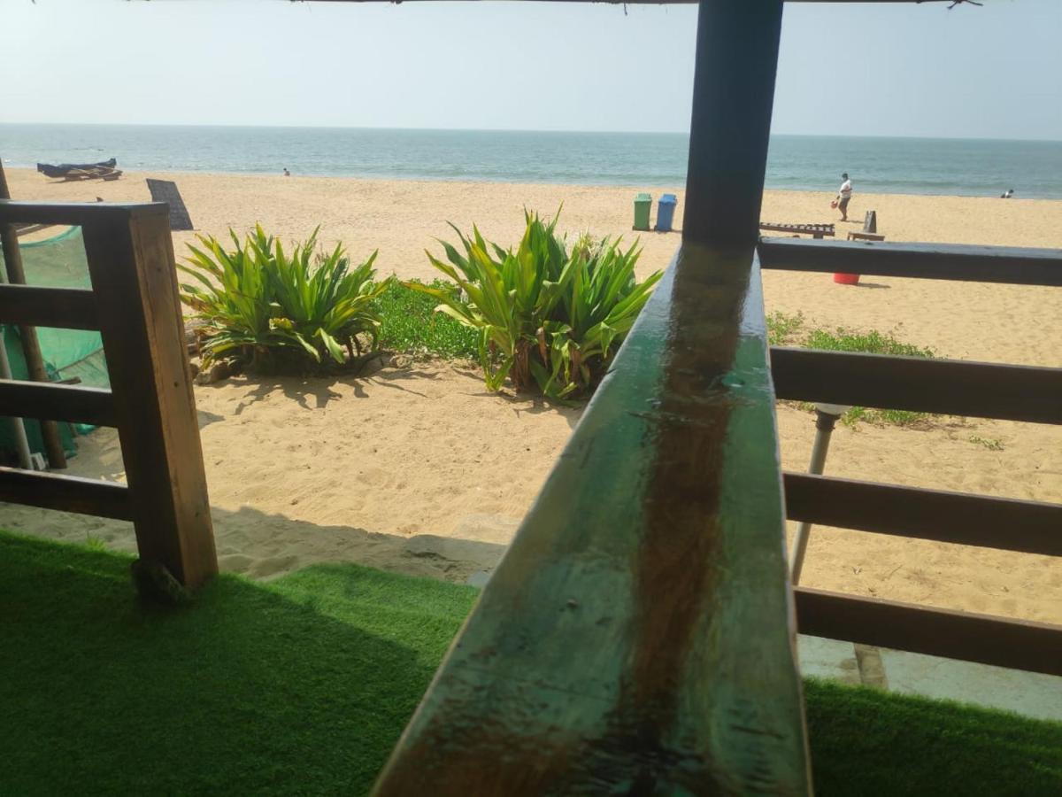 Sea Front Beach Huts Patnem Beach Kültér fotó