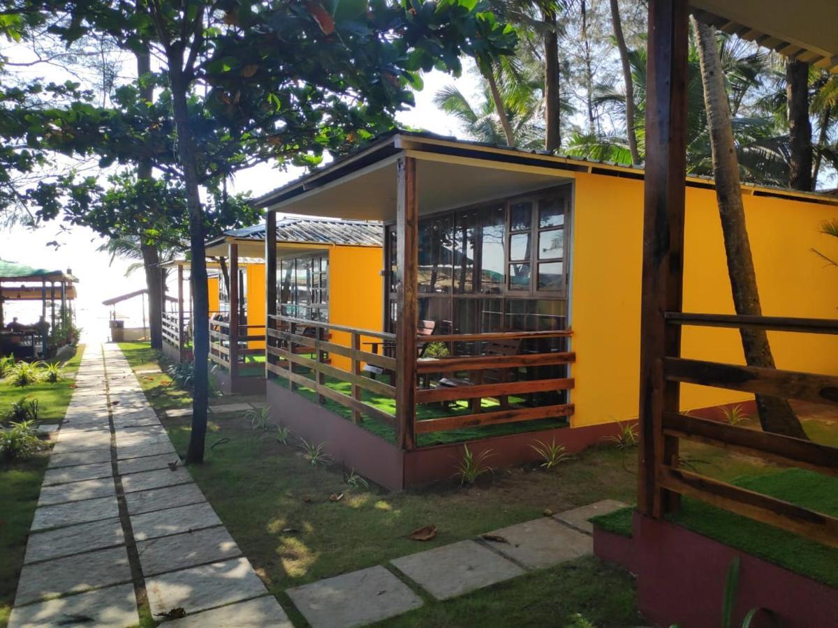 Sea Front Beach Huts Patnem Beach Kültér fotó