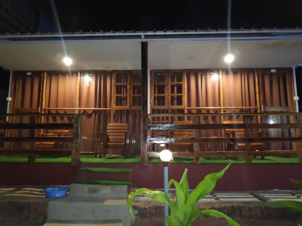 Sea Front Beach Huts Patnem Beach Kültér fotó